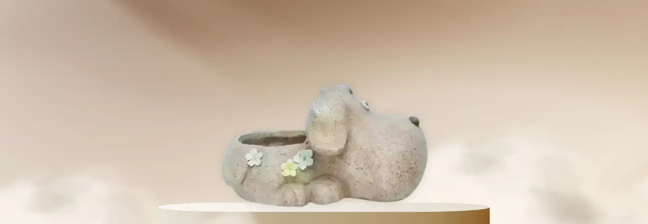 Cutesy Dog Planter w/Hole & Plug 31x22x29cm